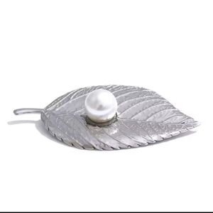 ZARA Silver Leaf Brooch Pearl Accent scarf Jacket Coat Sweater Bag Hat | NWOT